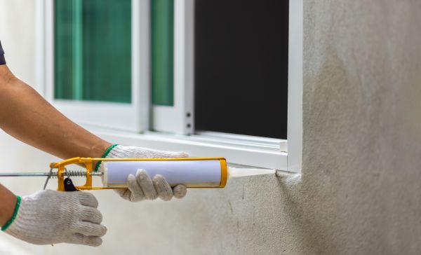 Cost of Window Caulking Service in Glenview