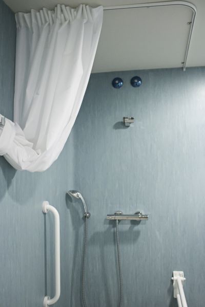 Cost of Shower Rail Installation in Glenview