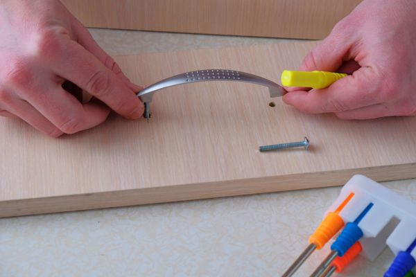 Cost of Drawer Handle Installation in Glenview