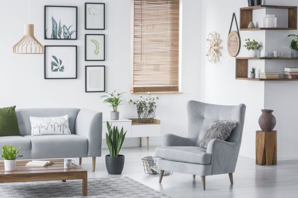 Cost of Wall Decor Hanging in Glenview