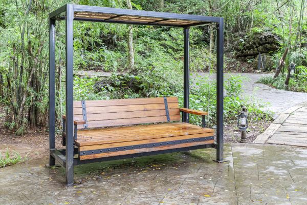 Arbor Swing Installation in Glenview