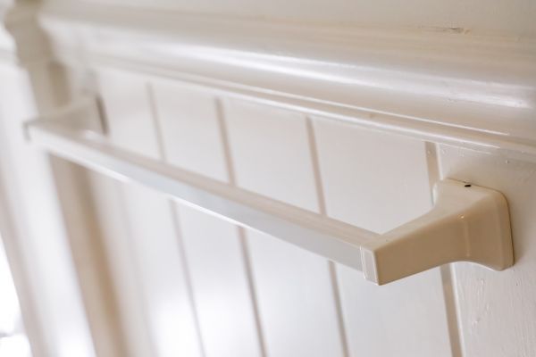 Cost of Towel Bar Installation in Glenview