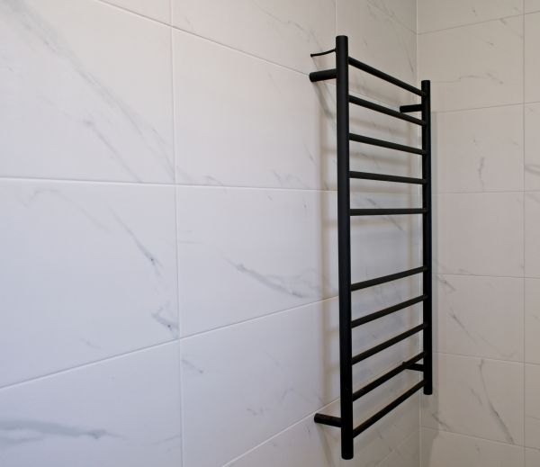 Cost of Towel Rack Installation in Glenview